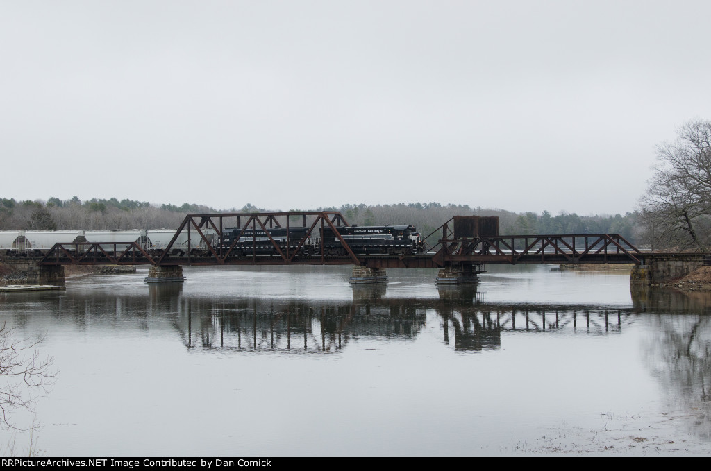 FGLK 2308 Leads RB-2 over George's River 